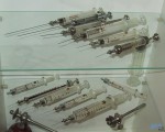 Ausstellung Medizin im Wandel - Historische Glasspritzen